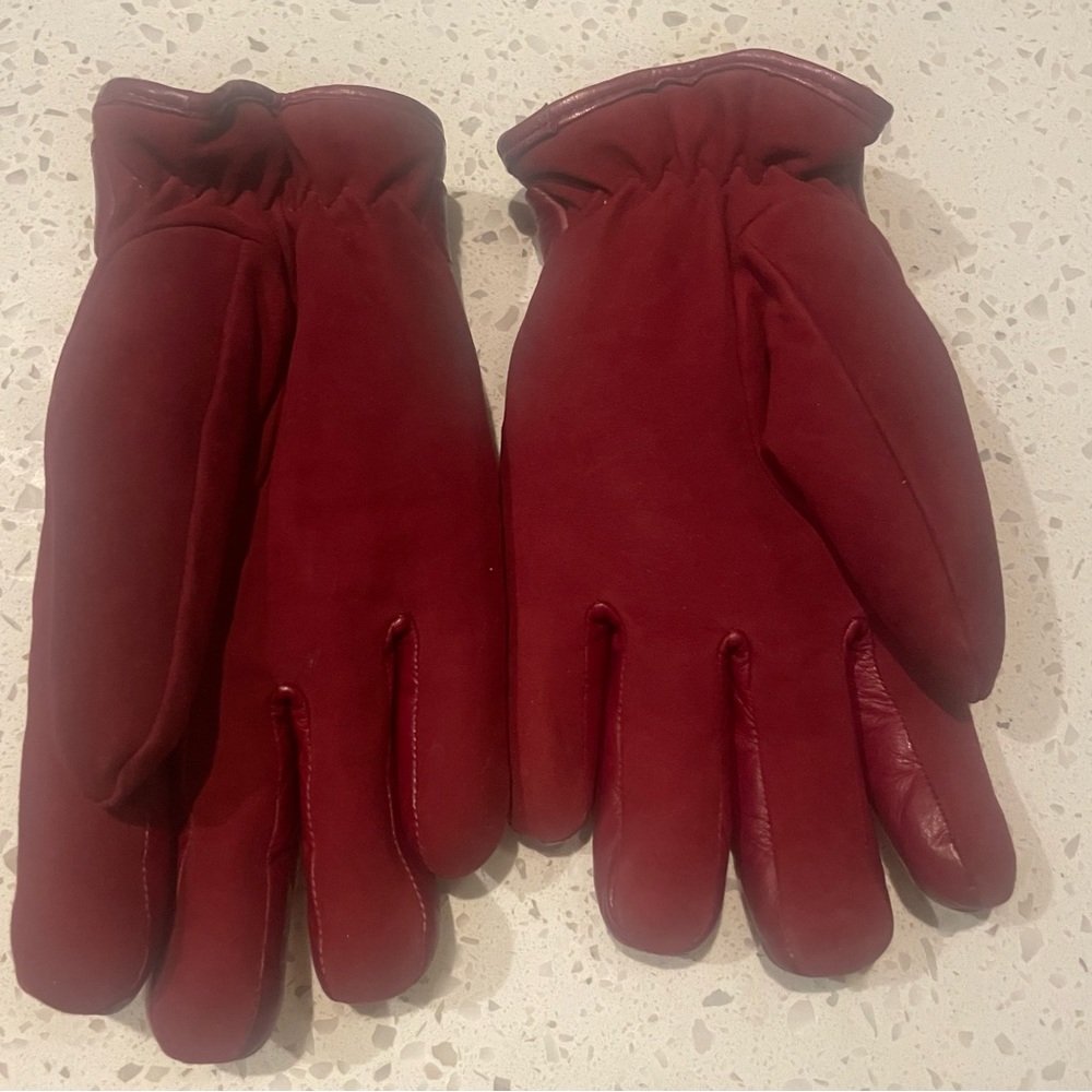 Men’s Gucci Gloves - Picture 4 of 4
